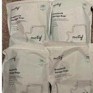 Motif Medical Milk Storage Bags 4 packs of 100 -> 400 total